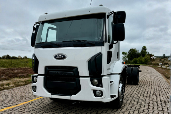 ford cargo 1729 2018