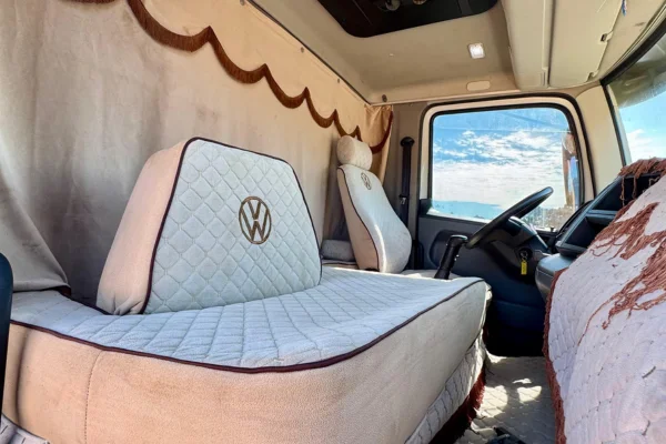 Volkswagen 31.330 – Caminhão seminovo Sandri Caminhões