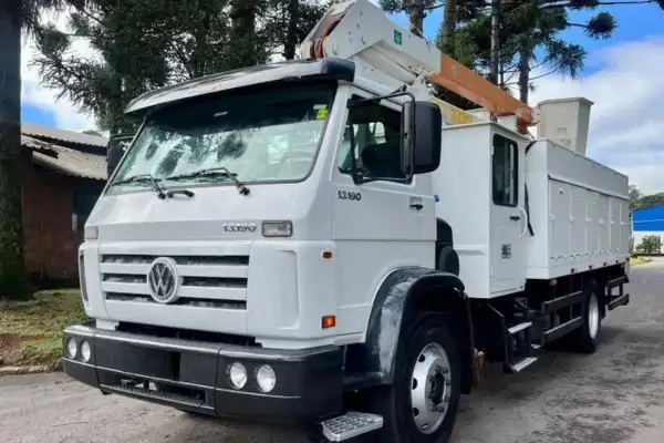 vw-13-190-worker-4x2-ano-2015 1