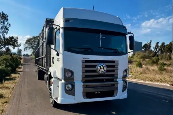 VW 24.280 Constellation Leito Teto Alto 2021 Automático Completo